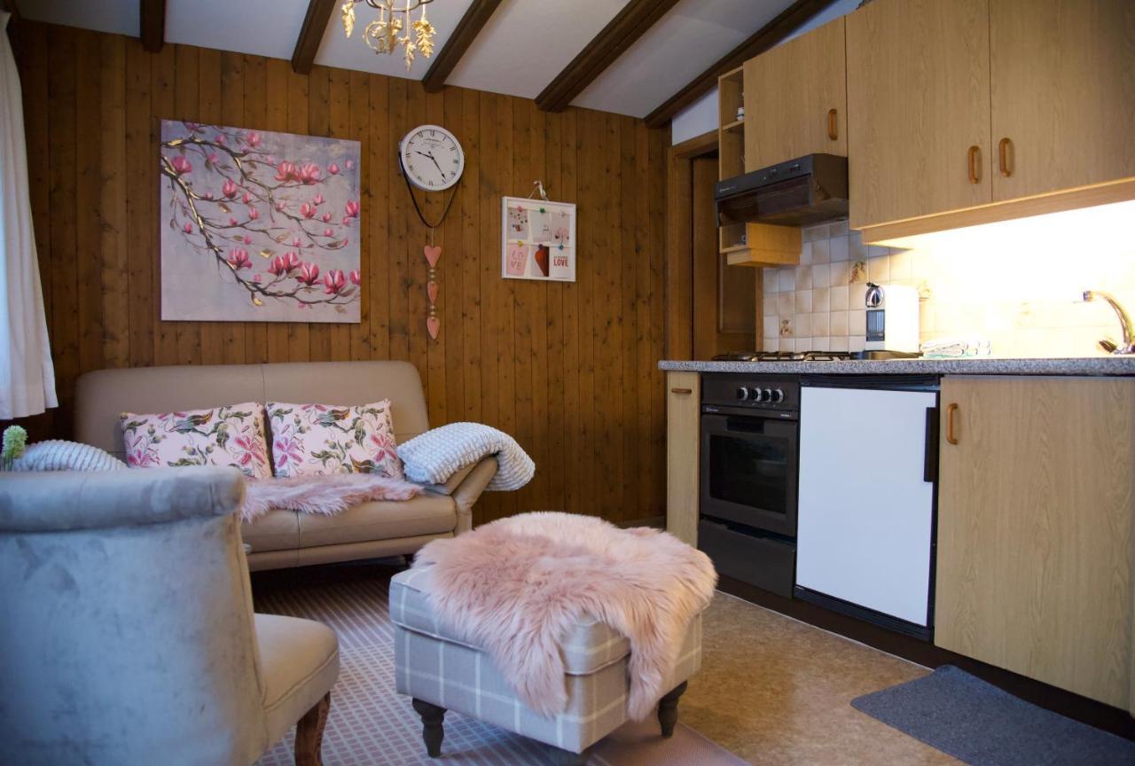 Spellbound A Romantic Hideaway For Adults Aged 18-35 Βίλα Lauterbrunnen Εξωτερικό φωτογραφία