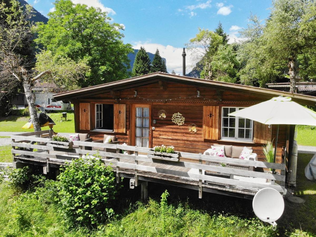Spellbound A Romantic Hideaway For Adults Aged 18-35 Βίλα Lauterbrunnen Εξωτερικό φωτογραφία
